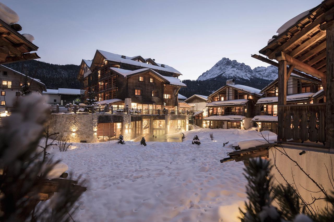 Post Alpina - Family Mountain Chalets サン・カンディド エクステリア 写真
